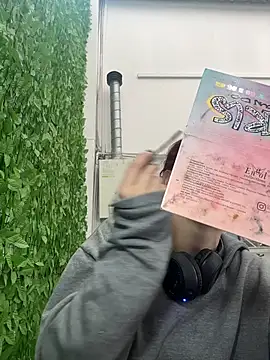 elodie rouge online show from March 16, 2026, 12:20 pm