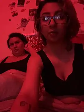 RavenEllieUniverse online show from February 26, 2026, 5:18 am