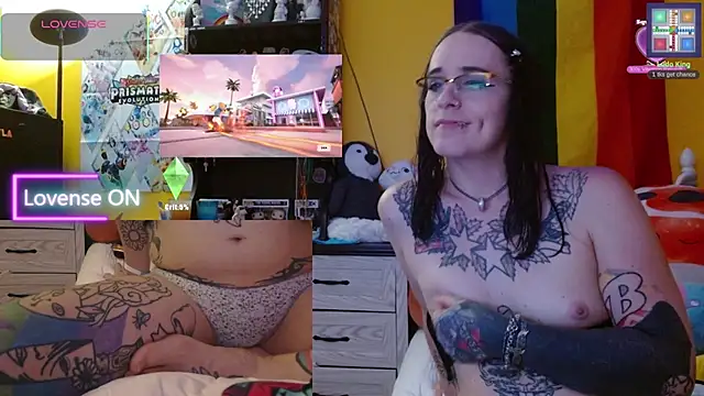 KylaRaven online show from June 7, 2026, 3:45 am