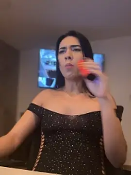 Snapshot of Aliison1_ chatting on February 16, 2026, 2:10 am Aliison1 online show from February 16, 2026, 2:10 am