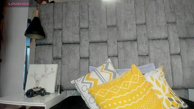Snapshot of JenniQ69 chatting on July 4, 2026, 7:51 pm JenniQ69 online show from July 4, 2026, 7:51 pm