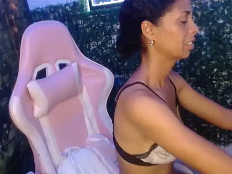rosa skinny online show from June 2, 2026, 6:30 pm