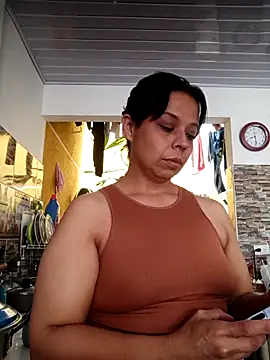 Snapshot of RossyAlvarez chatting on March 3, 2026, 2:57 pm RossyAlvarez online show from March 3, 2026, 2:57 pm