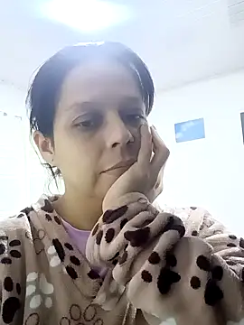 Snapshot of RossyAlvarez chatting on February 8, 2026, 11:02 pm RossyAlvarez online show from February 8, 2026, 11:02 pm