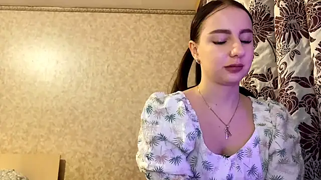 DanaRaven online show from January 16, 2026, 5:44 am