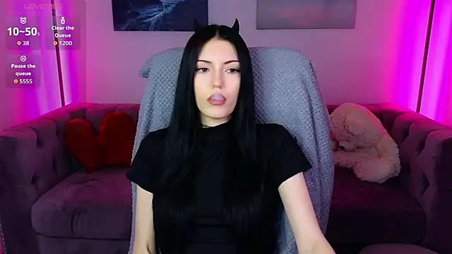 Snapshot of Kelly__Bunny chatting on February 7, 2026, 10:34 am Kelly Bunny online show from February 7, 2026, 10:34 am