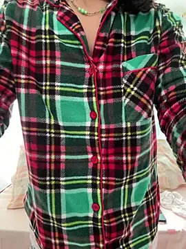 ruanruan05 online show from February 13, 2026, 1:16 am