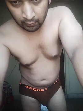 Pravin9562 online show from April 4, 2026, 7:37 am