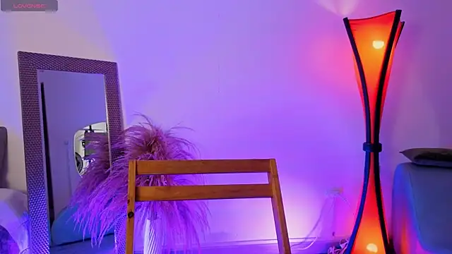 fransheskarossi online show from April 20, 2026, 11:57 am