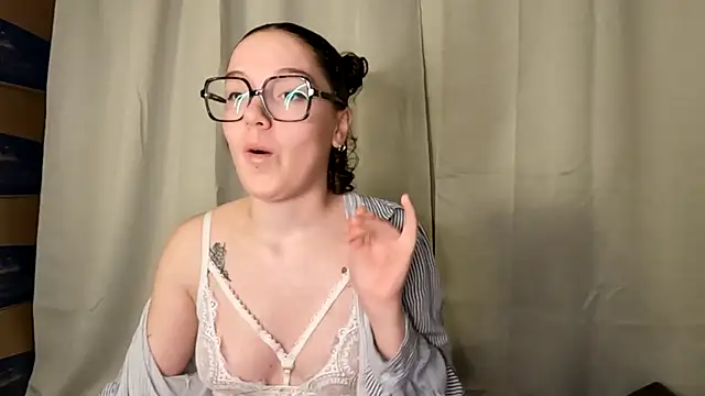 ju juliette online show from April 23, 2026, 8:43 pm