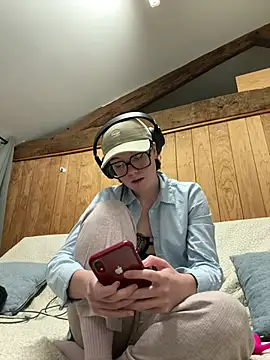 ju juliette online show from March 11, 2026, 10:15 pm