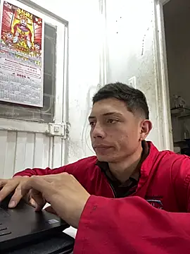 santiObrero online show from February 19, 2026, 7:55 pm