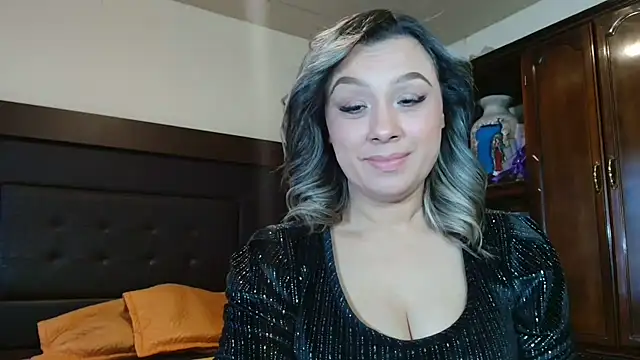 Snapshot of aitanalove_ chatting on May 18, 2026, 10:14 pm aitanalove online show from May 18, 2026, 10:14 pm