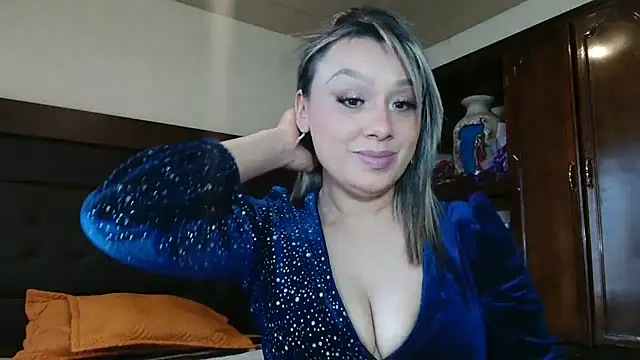 aitanalove  online show from April 21, 2026, 6:58 pm