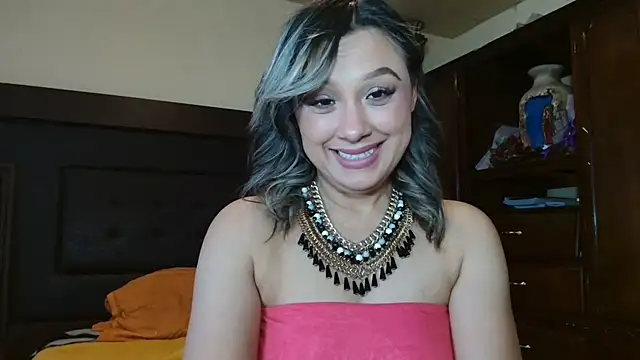 Snapshot of aitanalove_ chatting on May 19, 2026, 9:22 pm aitanalove online show from May 19, 2026, 9:22 pm