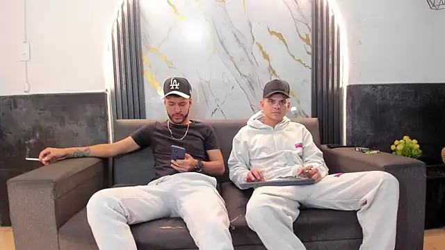 Angel Villareal online show from March 1, 2026, 6:13 am