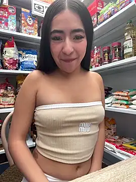 Snapshot of AuroraJohns_Pink chatting on February 17, 2026, 8:06 pm AuroraJohns Pink online show from February 17, 2026, 8:06 pm