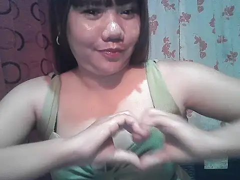 Snapshot of sweety_pinay20 chatting on April 15, 2026, 10:21 am sweety pinay20 online show from April 15, 2026, 10:21 am