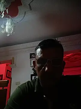 Snapshot of Juanstevan2724 chatting on February 22, 2026, 3:31 am Juanstevan2724 online show from February 22, 2026, 3:31 am