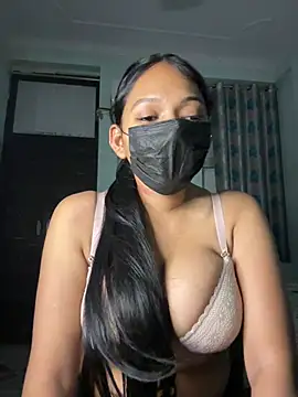 RadhikaHotty online show from April 28, 2026, 5:50 pm