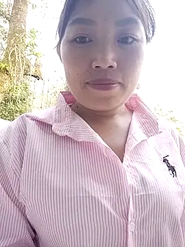 lia-coy online show from April 6, 2026, 11:28 pm