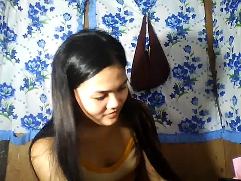 PinaySkinnyJust18 online show from May 9, 2026, 12:30 pm
