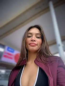 Snapshot of Amaliarand chatting on June 2, 2026, 5:57 pm Amaliarand online show from June 2, 2026, 5:57 pm