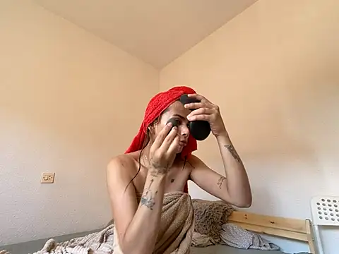 Lily WellGifted online show from May 17, 2026, 2:17 pm