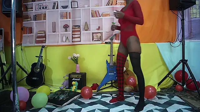 Snapshot of saucychocolate chatting on February 14, 2026, 9:37 pm saucychocolate online show from February 14, 2026, 9:37 pm