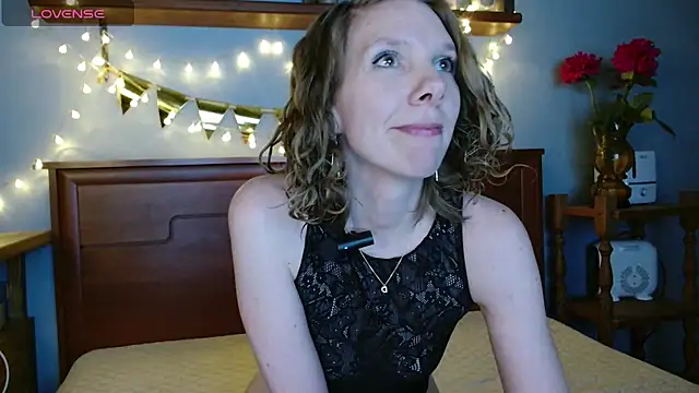 Snapshot of Daisy_Lovely chatting on February 26, 2026, 6:24 am Daisy Lovely online show from February 26, 2026, 6:24 am