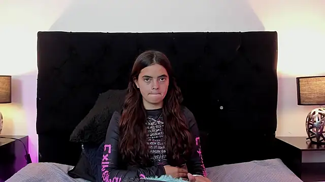 queen missy online show from April 15, 2026, 9:04 pm