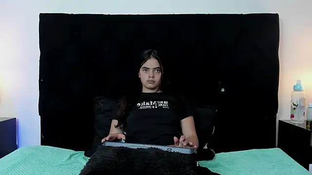 queen missy online show from April 10, 2026, 8:16 pm