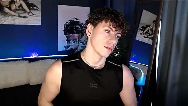 Snapshot of TylerGibson chatting on July 9, 2026, 3:51 am TylerGibson online show from July 9, 2026, 3:51 am
