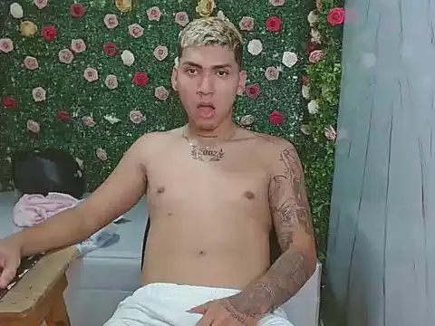 andrew andy1 online show from January 18, 2026, 7:39 pm