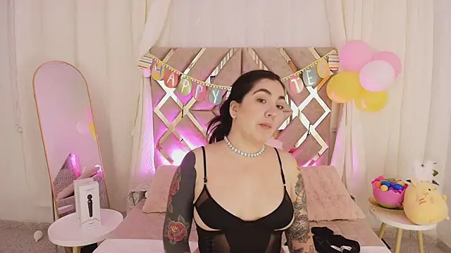 KathiaJenner online show from April 3, 2026, 11:38 am