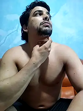 Snapshot of AxelWhitte chatting on February 13, 2026, 6:52 pm AxelWhitte online show from February 13, 2026, 6:52 pm