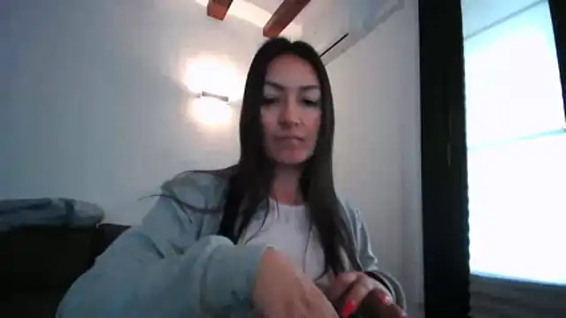 Yulian Milf online show from March 12, 2026, 11:03 am