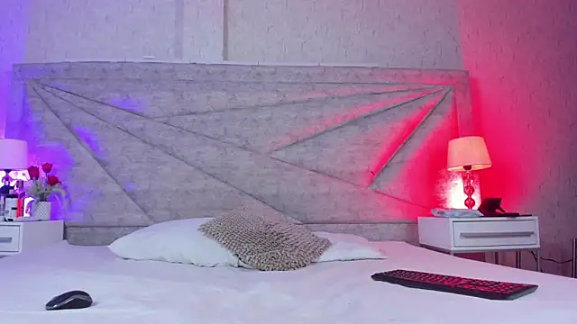 RousSweet- online show from March 9, 2026, 10:13 pm