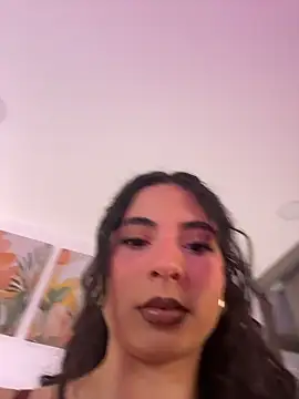 Snapshot of IrinaBlanc chatting on February 2, 2026, 12:42 am IrinaBlanc online show from February 2, 2026, 12:42 am