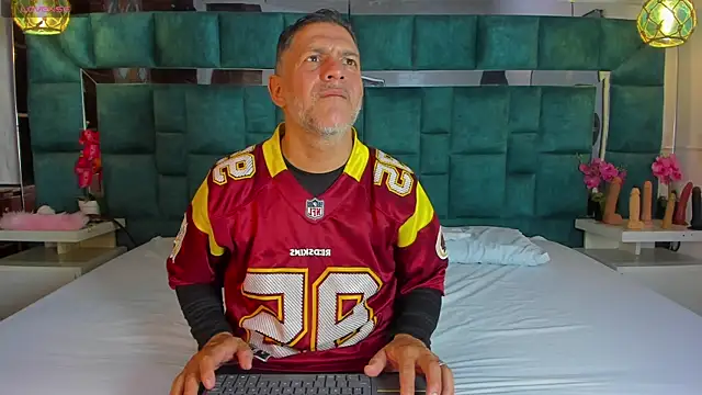 ViceSweet online show from April 6, 2026, 3:57 am