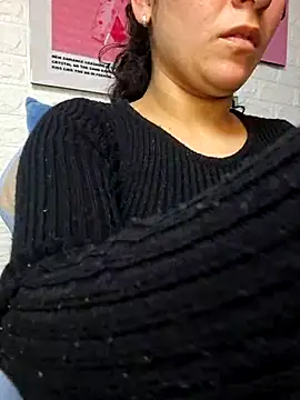 Snapshot of Dany_Moon_ chatting on February 21, 2026, 3:30 am Dany Moon online show from February 21, 2026, 3:30 am