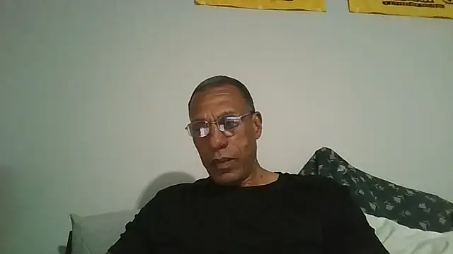 swimmer2496 online show from May 28, 2026, 1:57 am