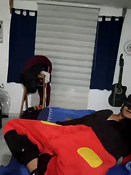 moreno22xx online show from February 3, 2026, 11:43 pm