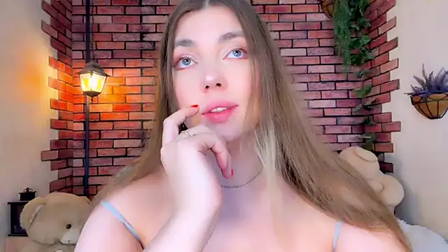 Eva StarXXXX online show from June 8, 2026, 2:56 am