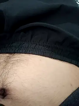 Hotboy395 online show from January 18, 2026, 5:33 am