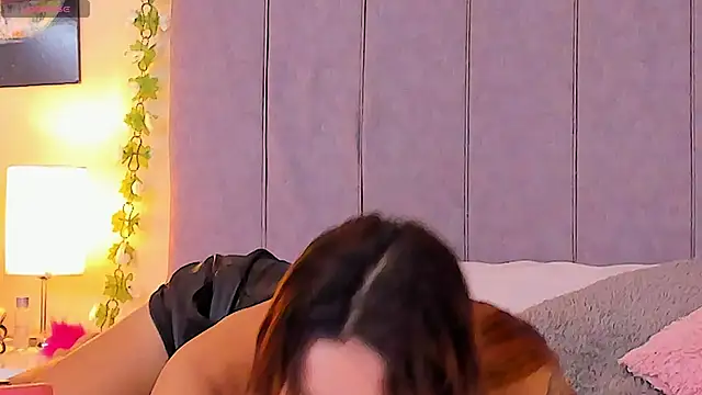 PAMELA BRANZ online show from March 25, 2026, 12:15 pm