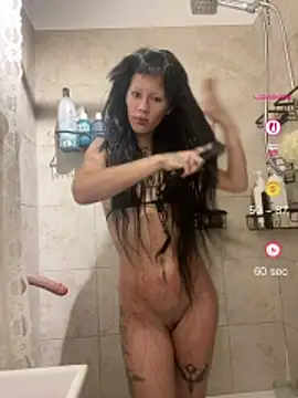 Snapshot of luxxlola chatting on May 31, 2026, 2:17 am luxxlola online show from May 31, 2026, 2:17 am