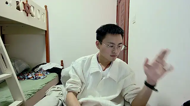 Aint686 online show from April 15, 2026, 5:17 pm