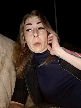 dewimp1 online show from April 18, 2026, 7:58 pm