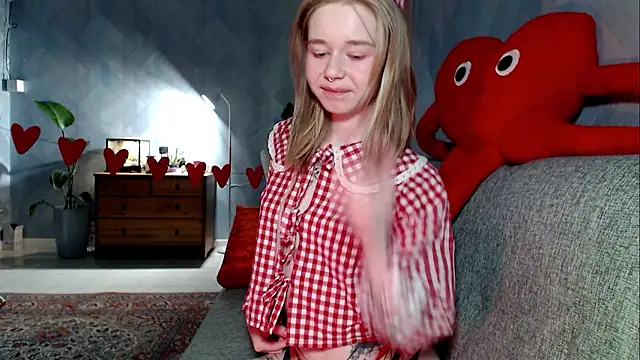 Austeja Ona online show from February 10, 2026, 4:28 pm